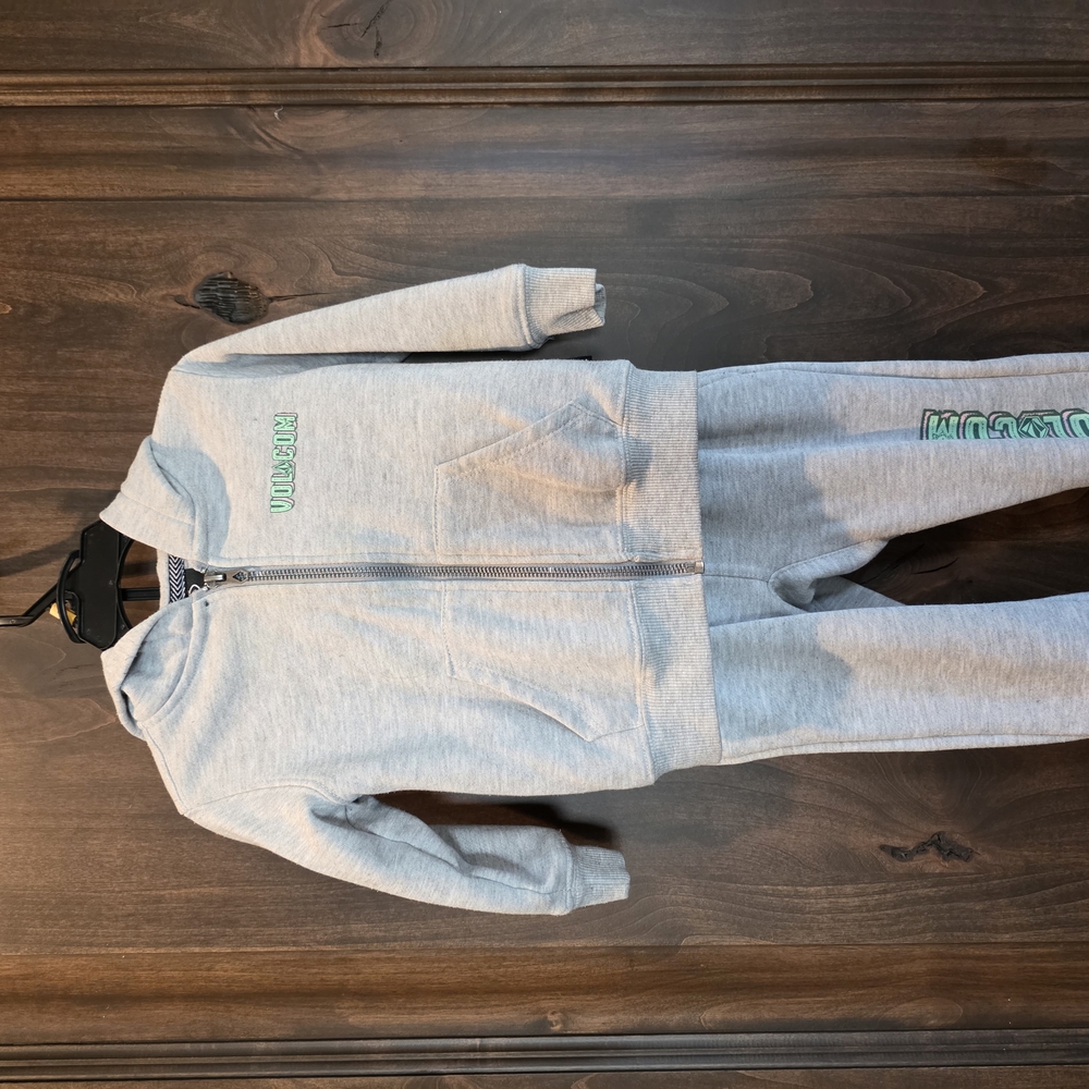 Volcom Little Boys Gray Tracksuit Set - Picture 6 of 7